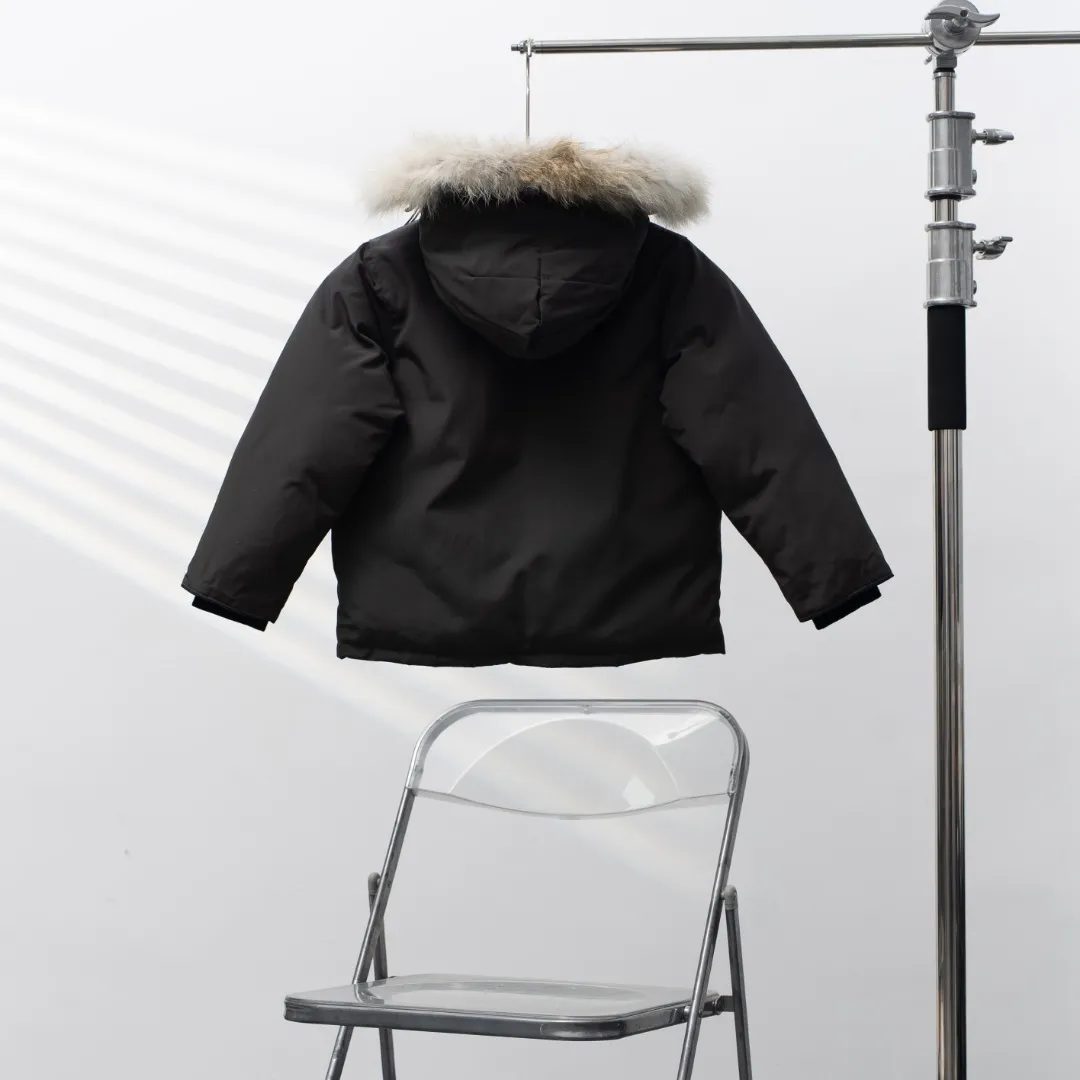 P660 CANADA GOOSE丨Canada Goose C08 children's clothing, children's hooded down jacket Color: graphite Size: 110-160